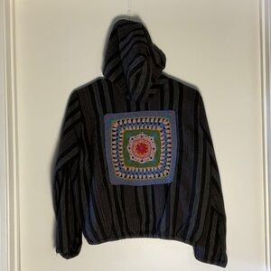 Lakhays Women's Black Striped Hoodie M/ L